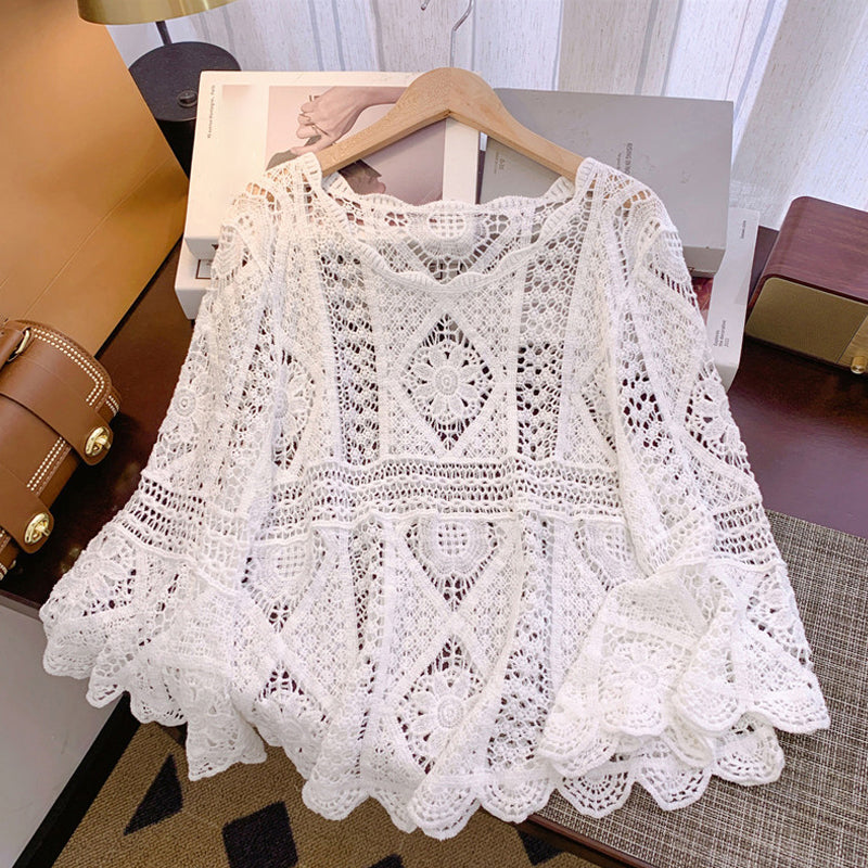 π π Women's Vintage-Inspired Lace Cover-Up Blouse β Flare Sleeves. Bohemian Beachwear πΈ