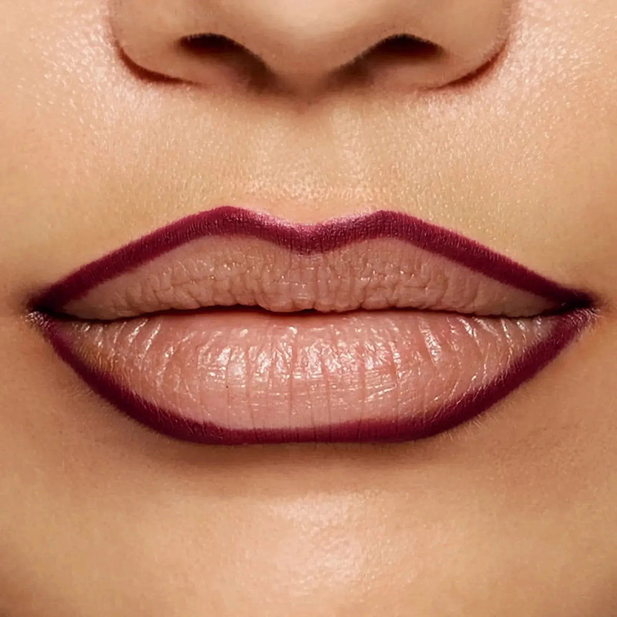 🔥🔥Hot Sale🎁Easy Glide Lip Liner — Creamy. Blendable Color with Smooth Application